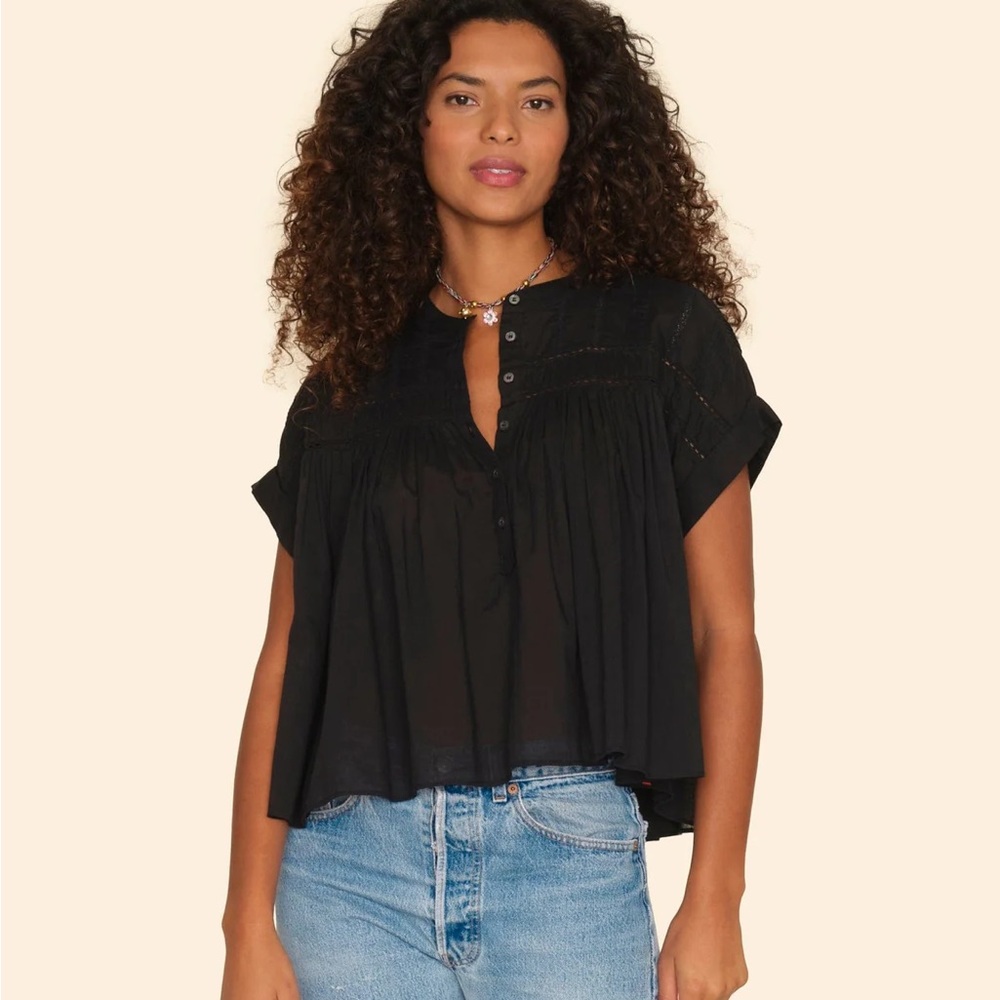 XiRENA Black Louelle blouse